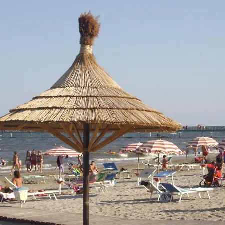 Villa Villa- Pino 4 *